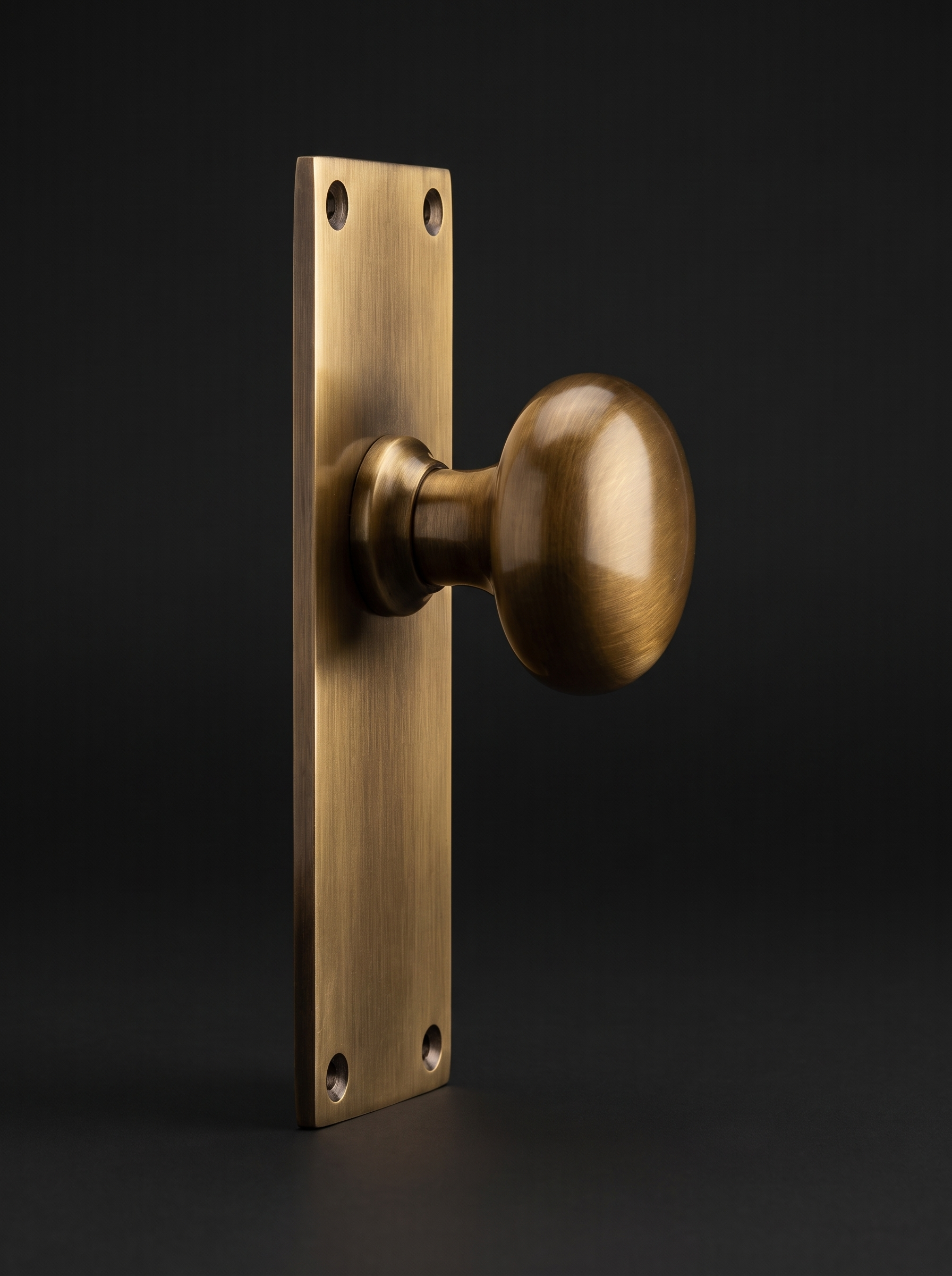Heritage Balmoral Antique Brass Knob on Latch Plate