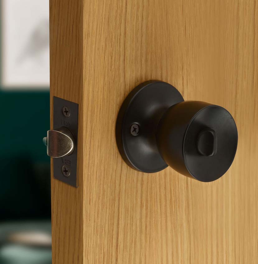 Era Matte Black Privacy Door Knobset 168-MB-1