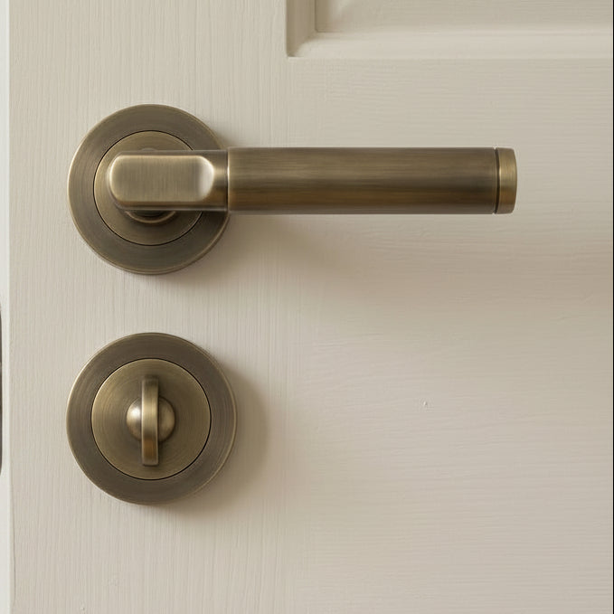 Door handle with bathroom thumbturn