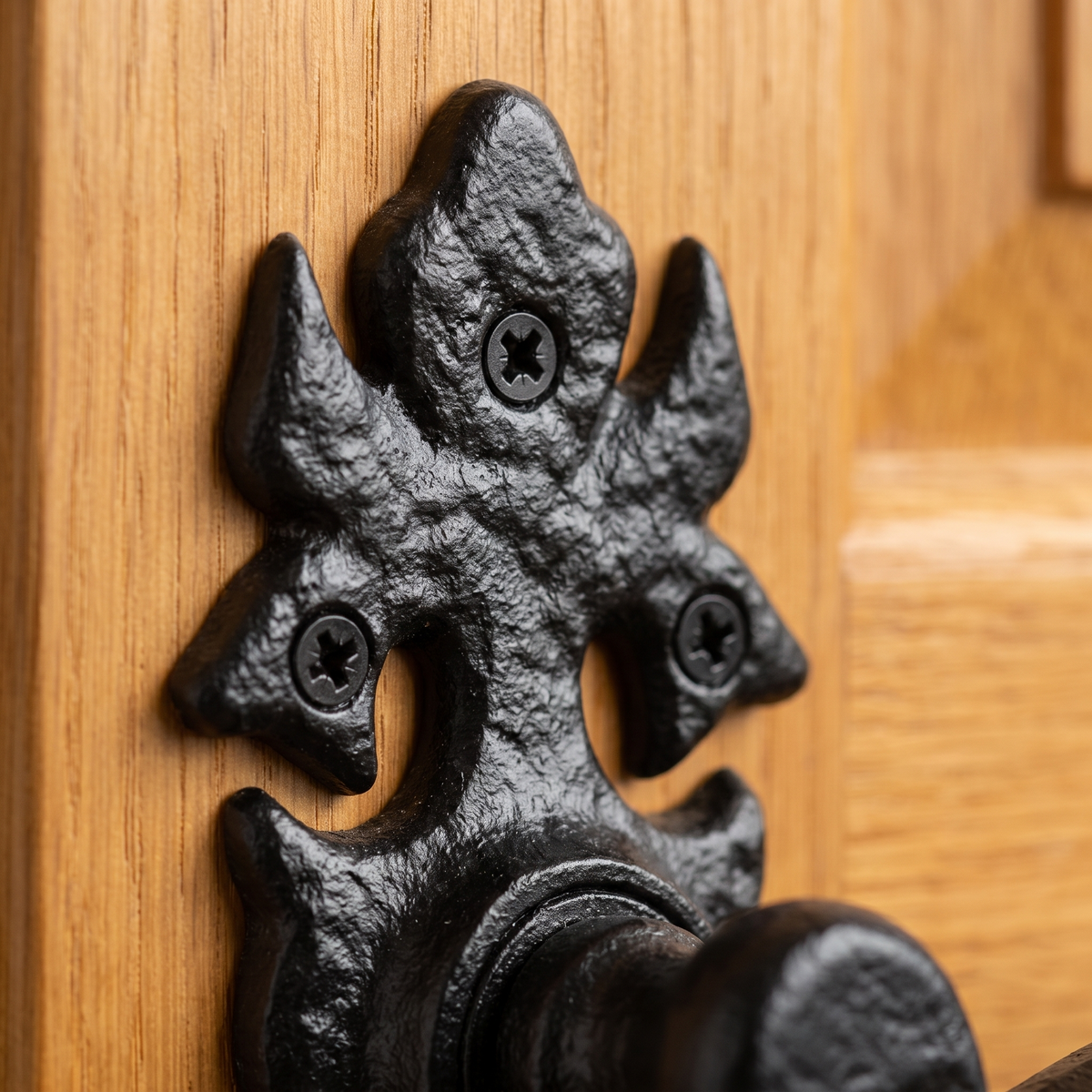 Black Antique Lever Latch Door Handles Short Plate 2434