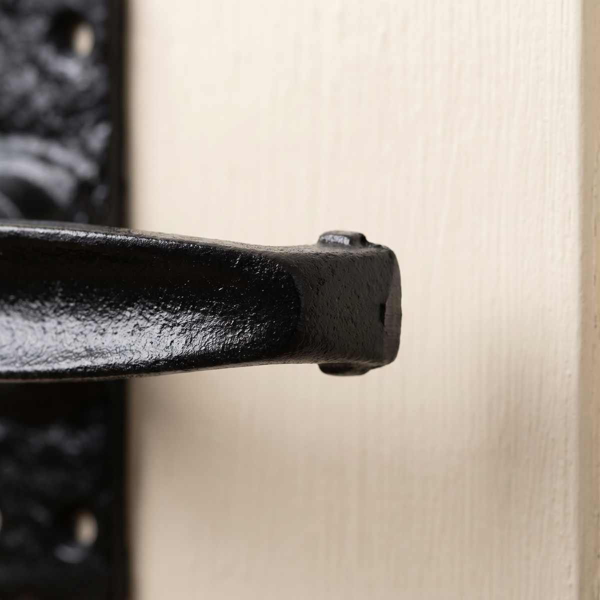 Black Antique Lever Latch Door Handles 100x38mm 2439
