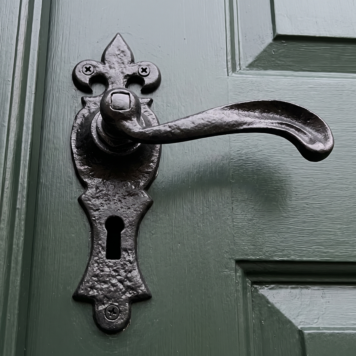 Black Antique Lever Lock Door Handles 159x50mm 2442