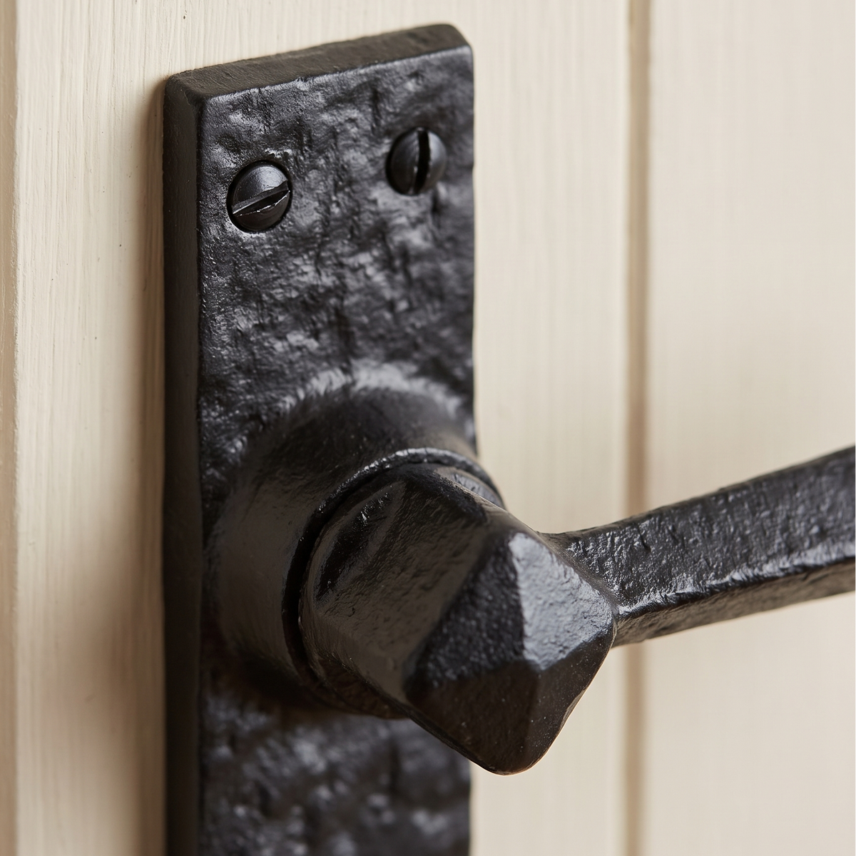 Black Antique Lever Lock Door Handles 152x38mm 2445