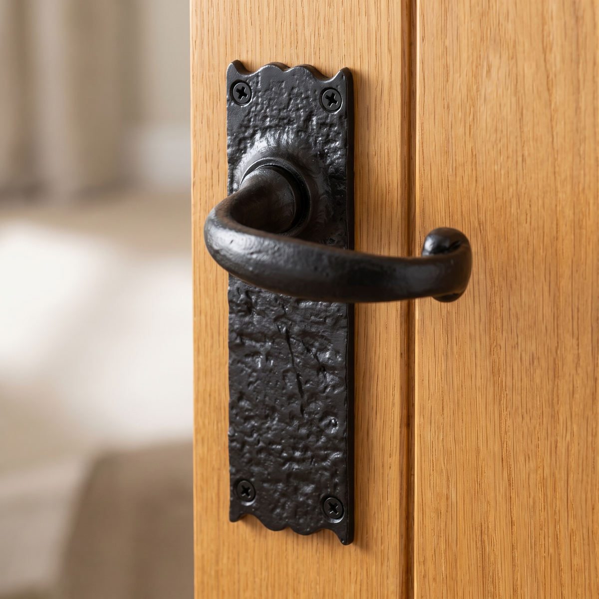 Black Antique Lever Latch Door Handles 164x47mm 2451