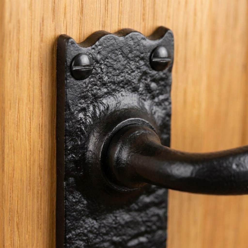 Black Antique Lever Latch Door Handles 164x47mm 2451