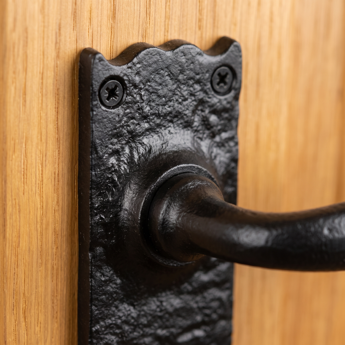 Black Antique Lever Latch Door Handles 164x47mm 2451