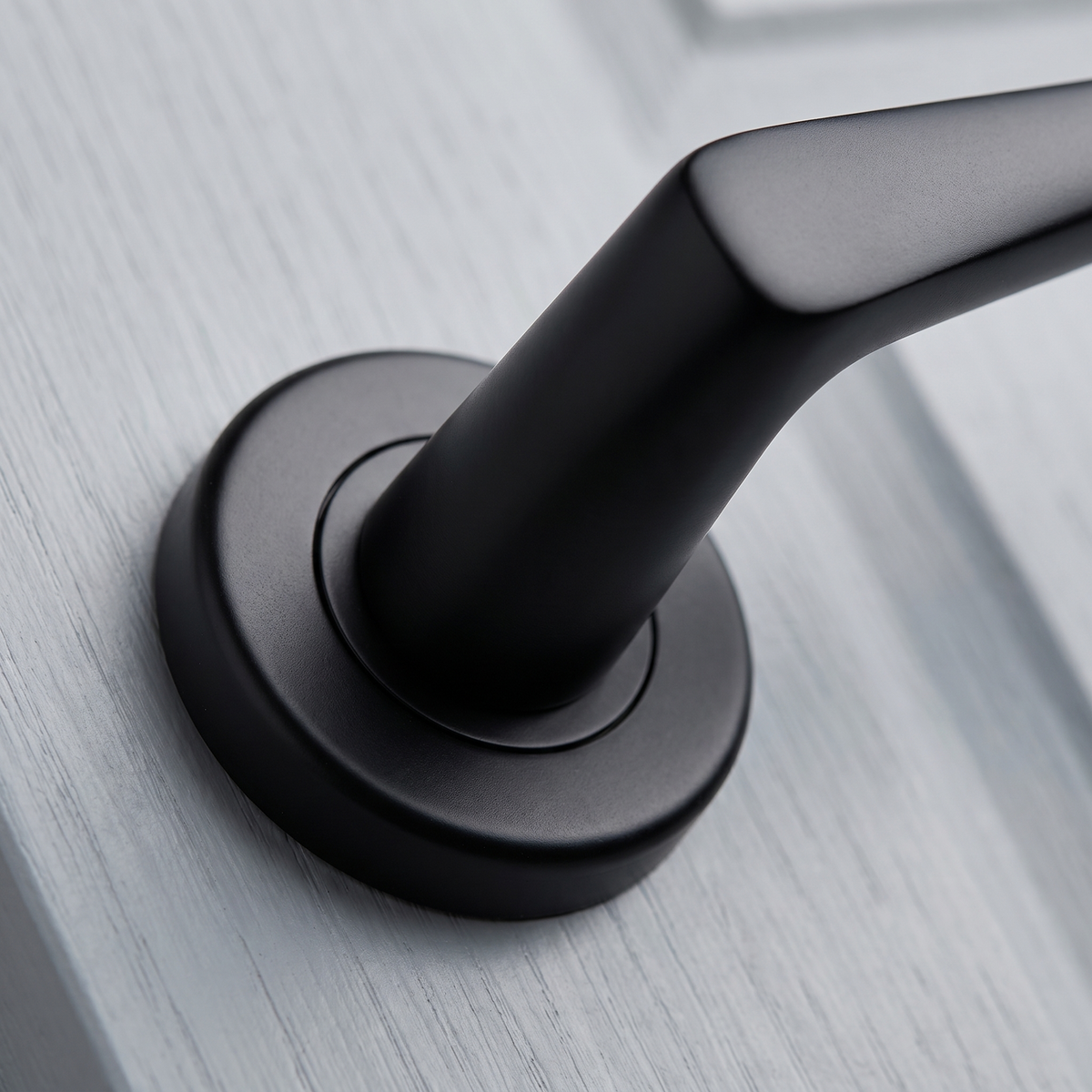 Sorrento SC-2059-BLK Amalfi Matt Black Lever on Rose Door Handles