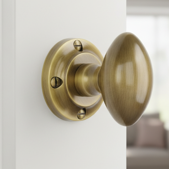 Heritage V960 Antique Brass Suffolk Oval Mortice Knobs