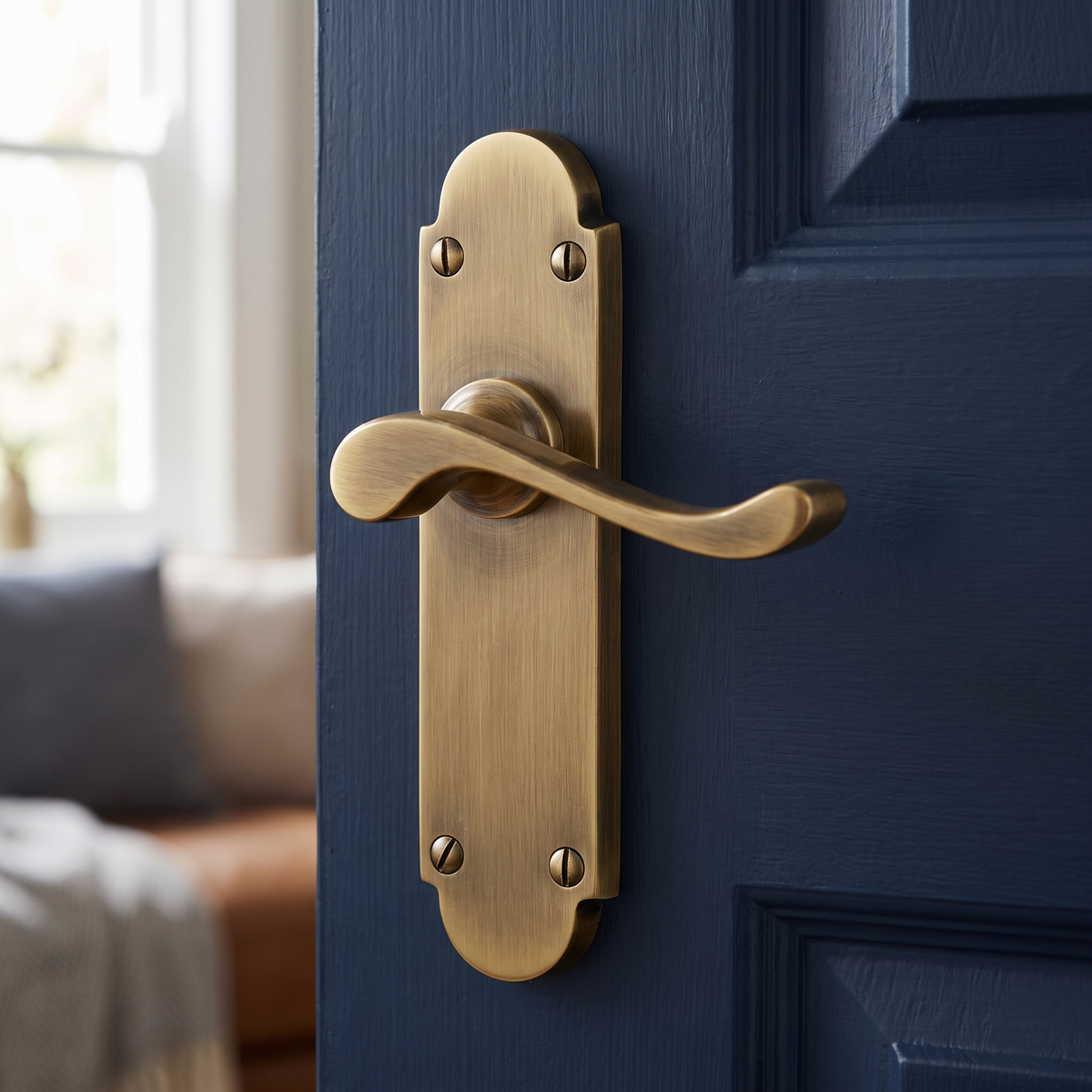 Heritage S610 Antique Brass Savoy Latch Door Handles