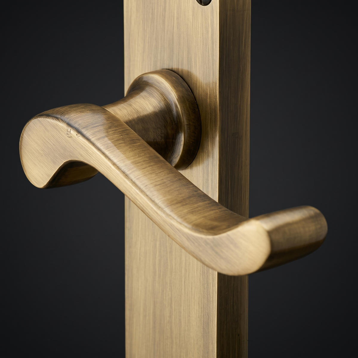 Heritage S610 Antique Brass Savoy Latch Door Handles