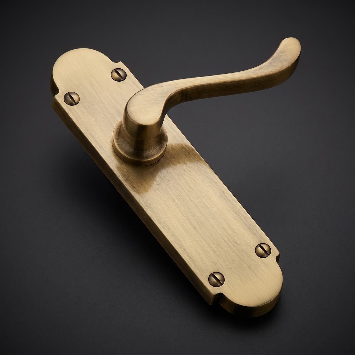 Heritage S610 Antique Brass Savoy Latch Door Handles