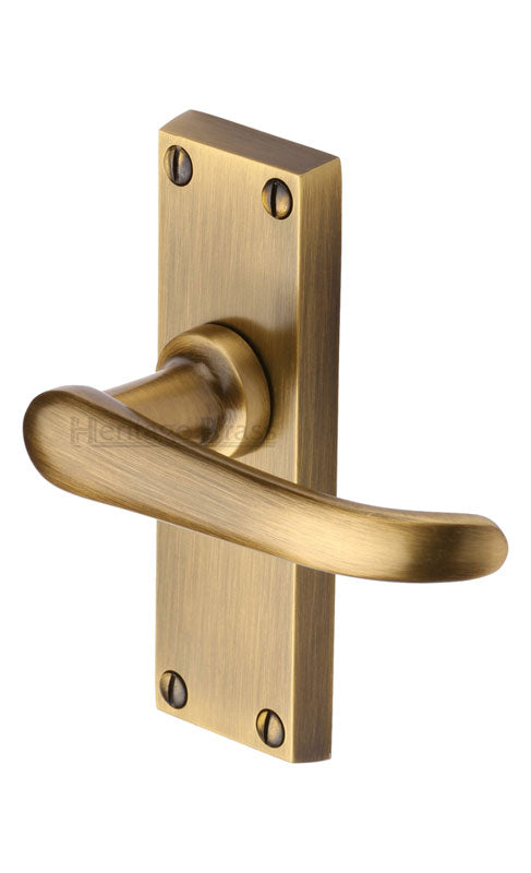 Heritage V710 Antique Brass Windsor Short Latch Handles