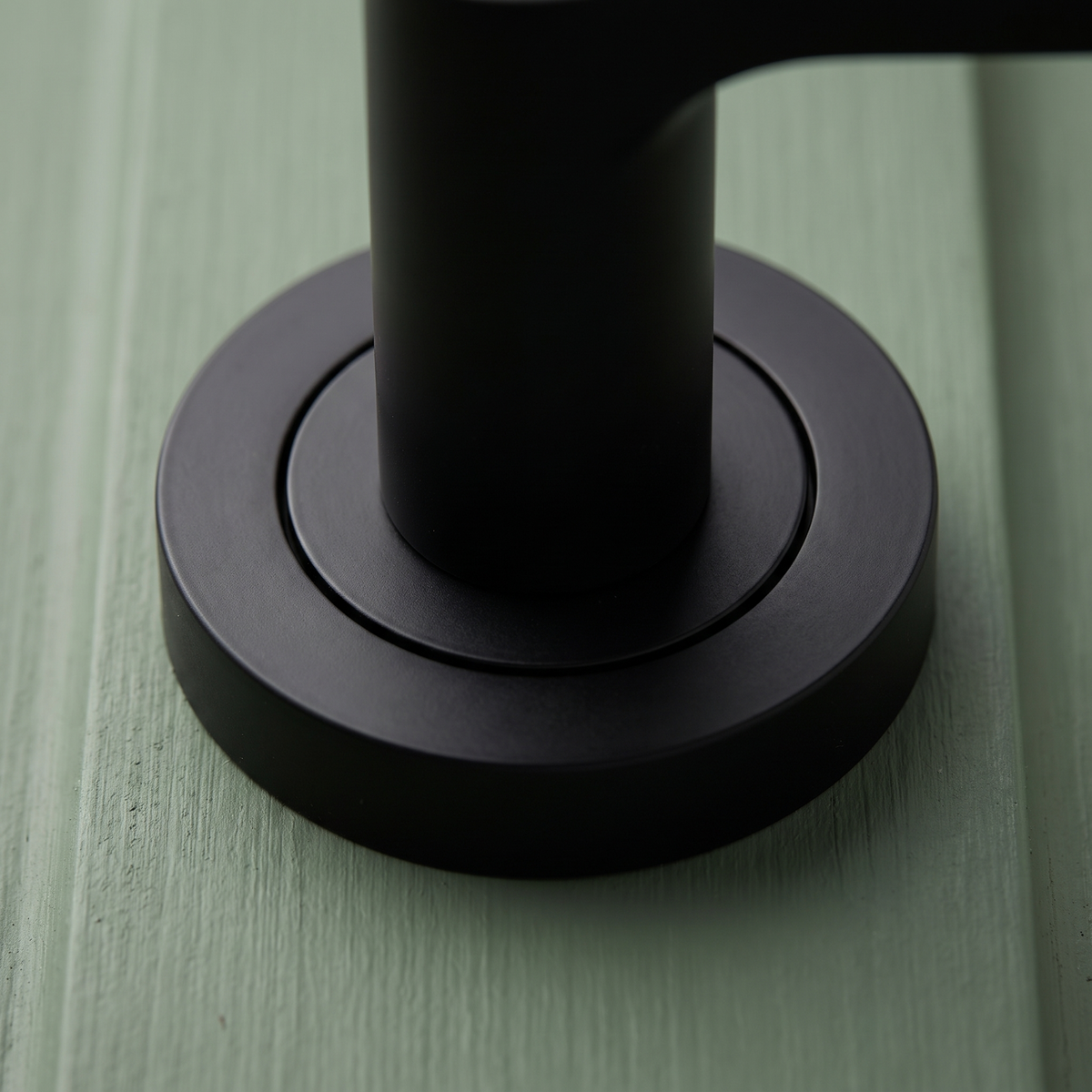 Geo Tapered Lever on Rose Matt Black Door Handles