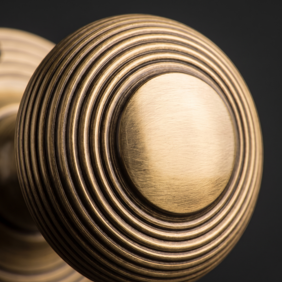 Antique Brass Reeded Mortice Door Knobs 55mm