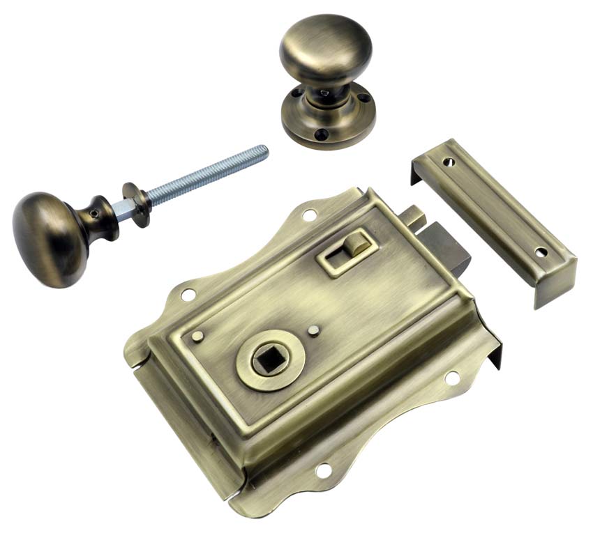 Antique Brass Fancy Rim Latch and Mushroom Knobs