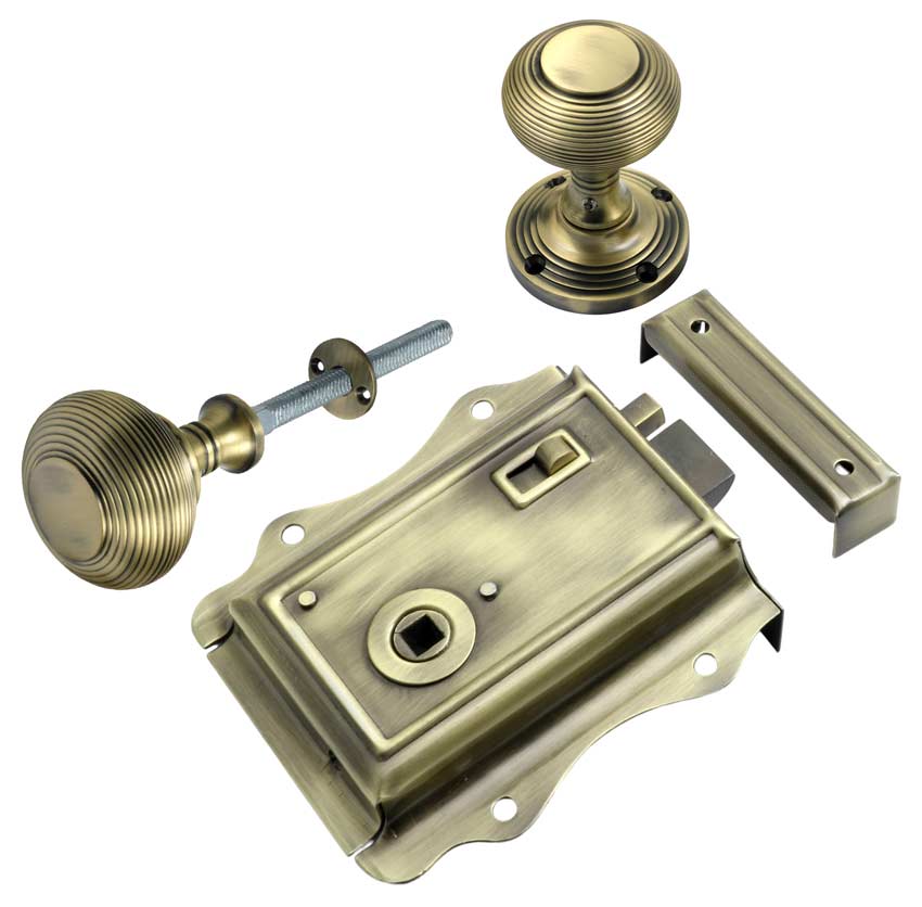 Antique Brass Fancy Rim Latch with Reeded Knobs