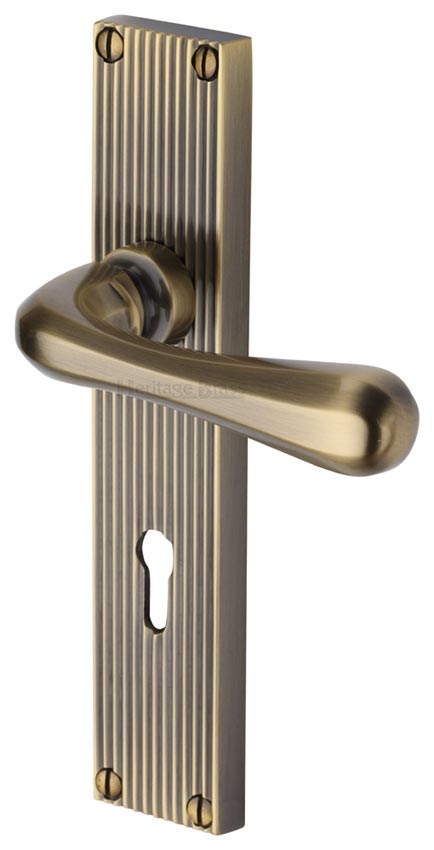 Charlbury Reeded Antique Brass Keyhole Door Handles RR3000