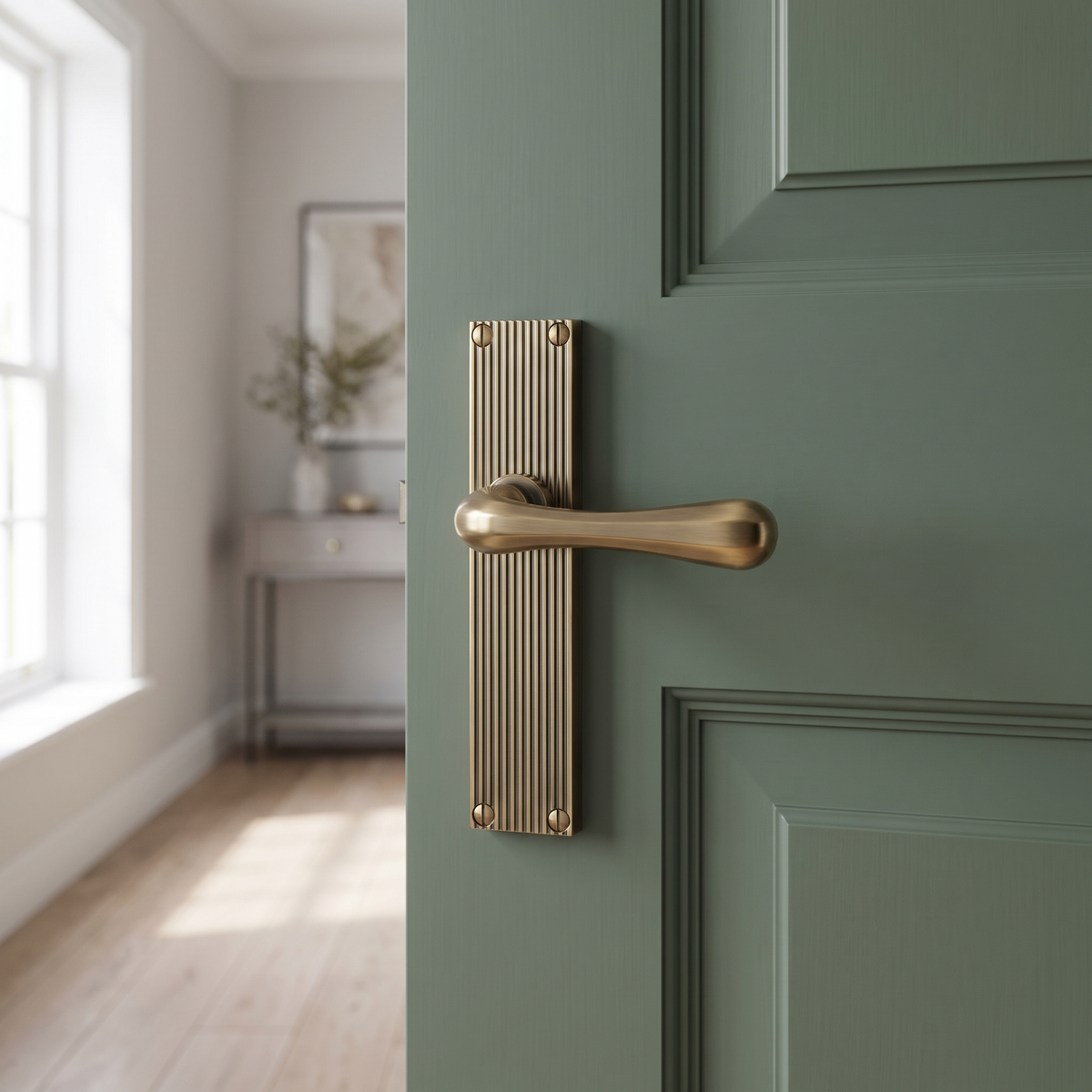Charlbury Reeded Antique Brass Latch Door Handles RR3010