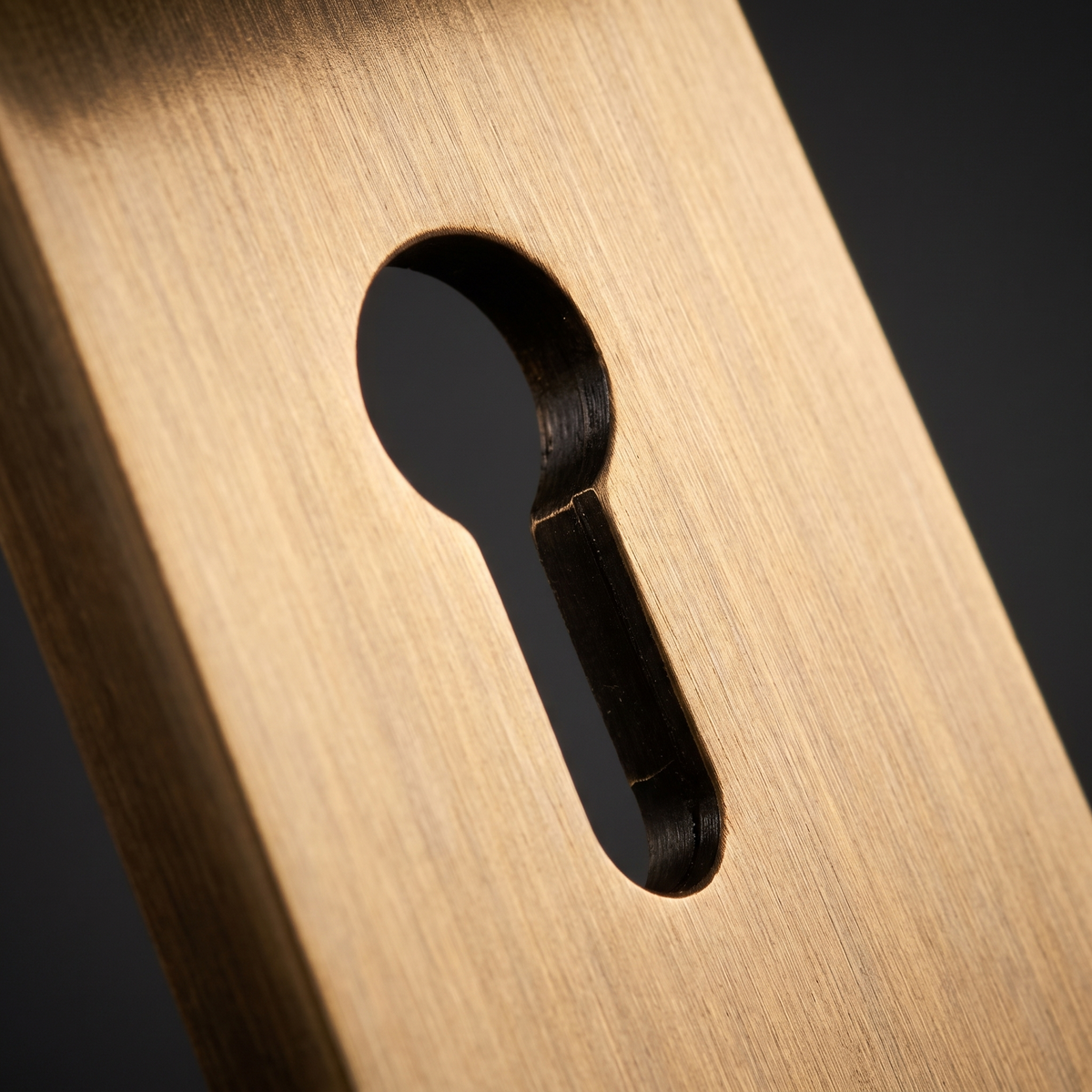 Heritage VT6300 Antique Brass Bauhaus Lock Handles