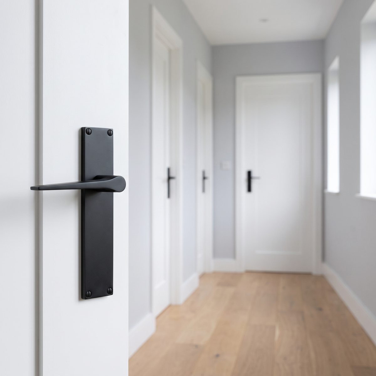 Gio Matt Black Latch Door Handles VT8110