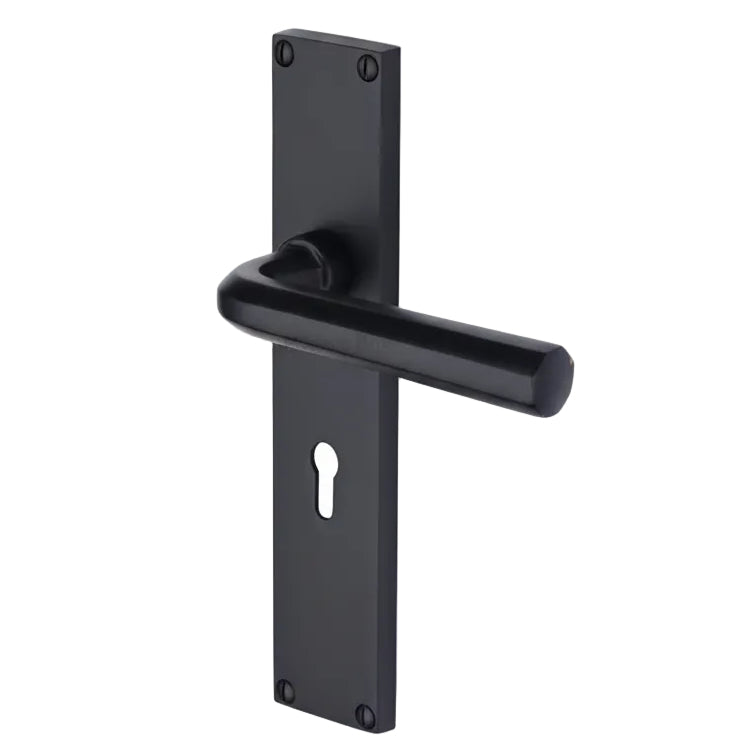Octave Matt Black Keyhole Door Handles VT5900