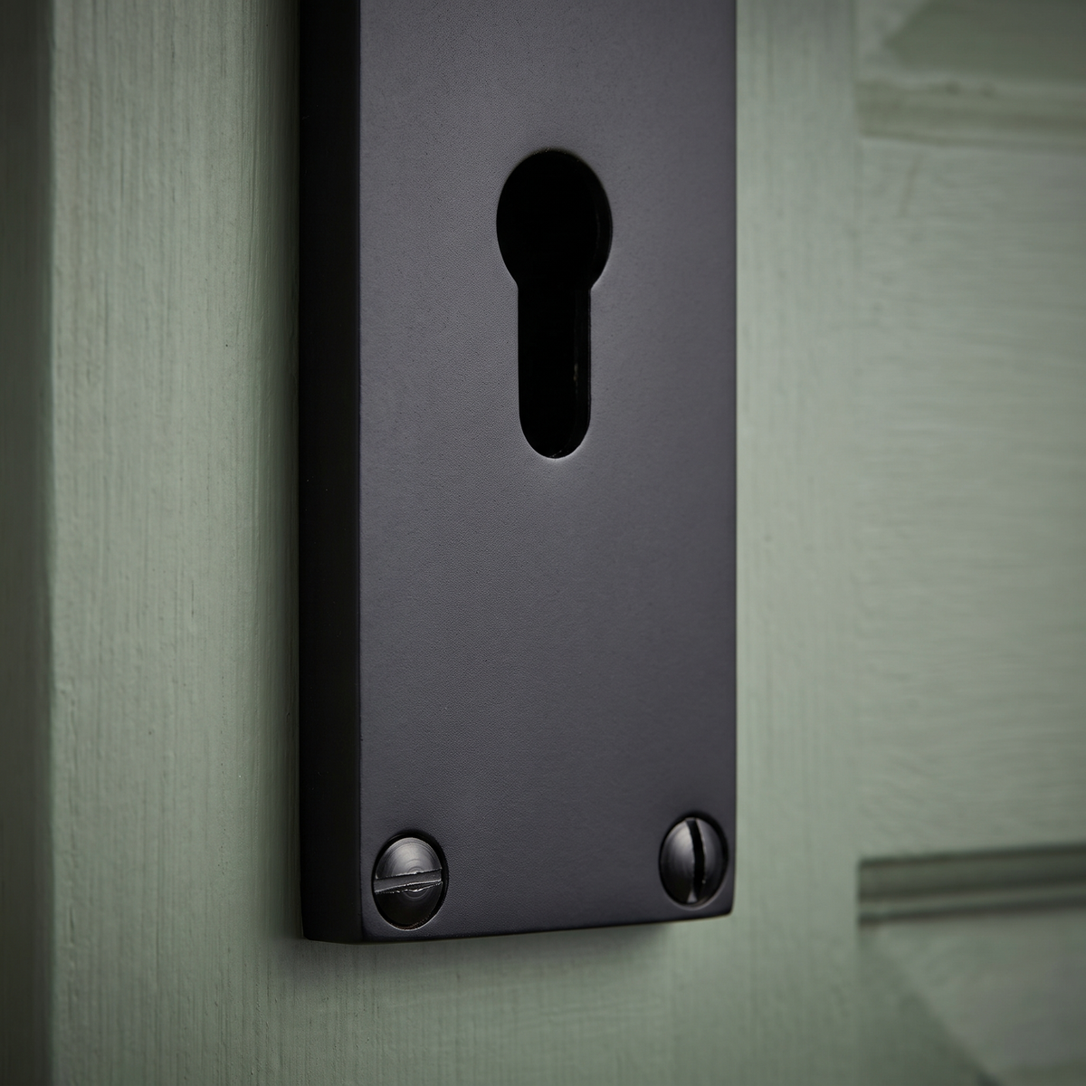 Octave Matt Black Keyhole Door Handles VT5900