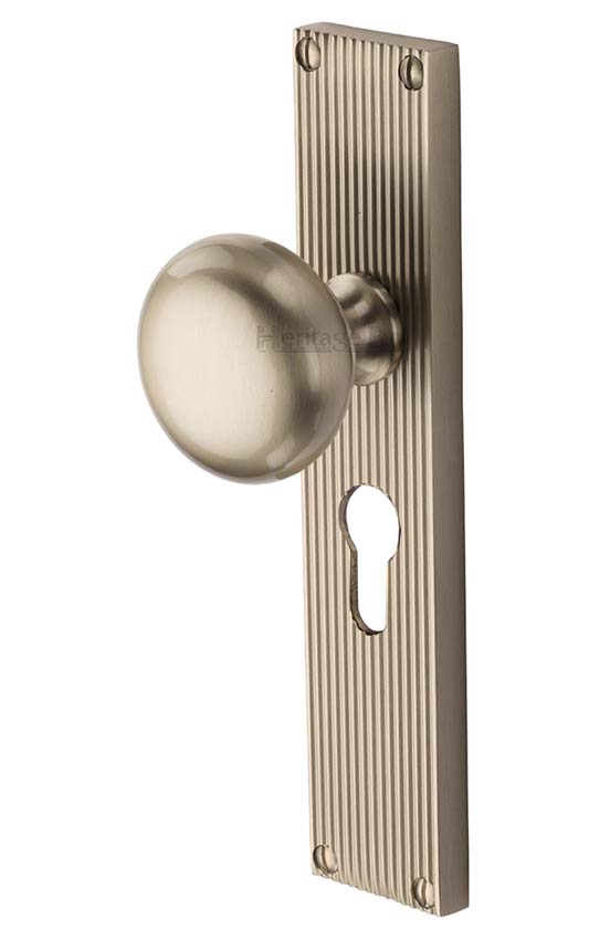 Satin Nickel Victoria Mortice Knob on Reeded Euro Plate V9248-SN