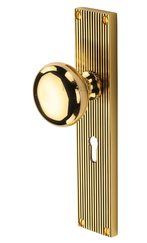 Polished Brass Victoria Knob on Reeded Lock Plate V9200-PB