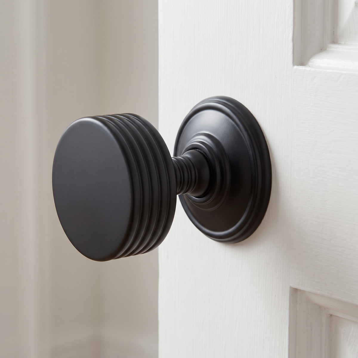 Oxford Matt Black Door Knob Set SB2124BLK