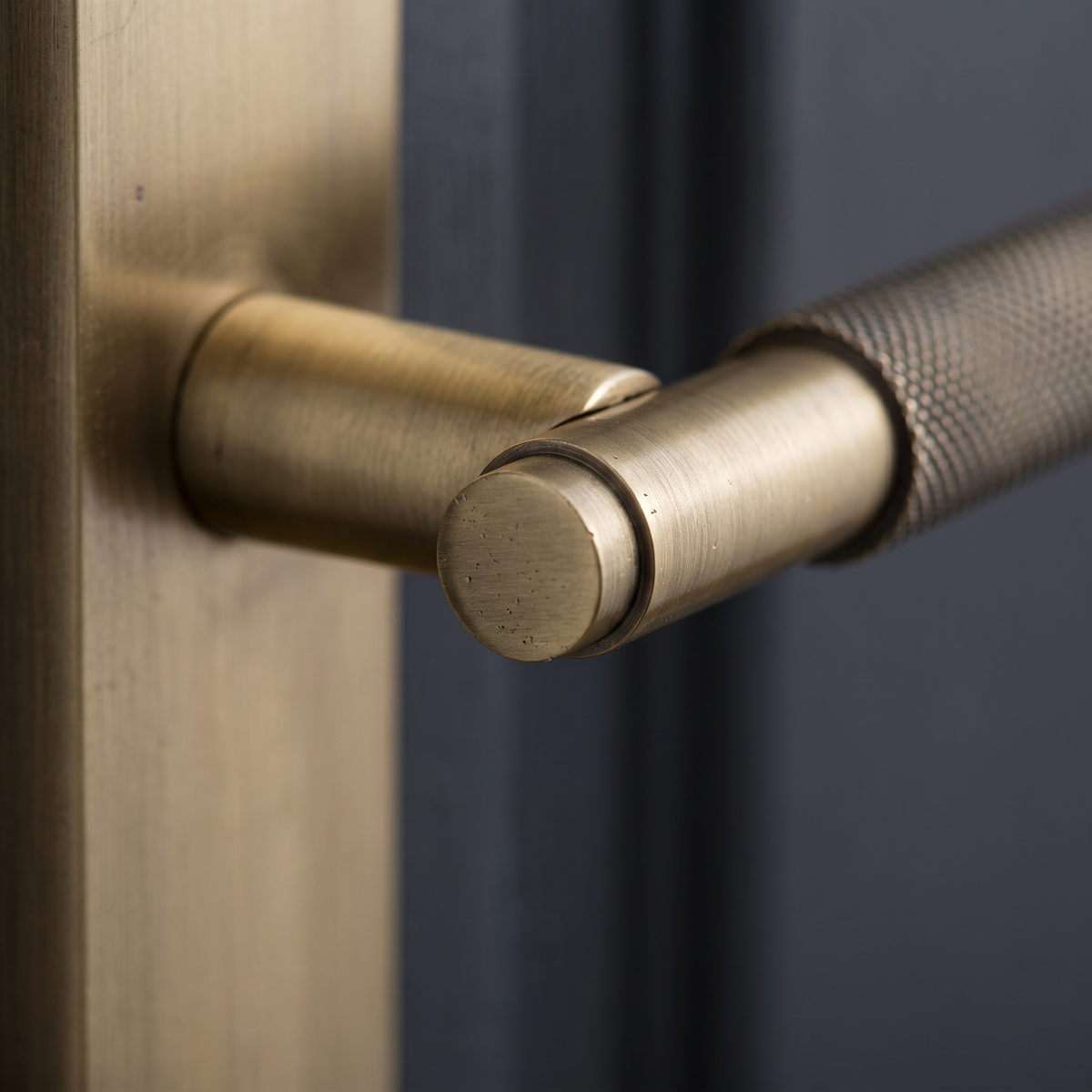Connaught Antique Brass Knurled Latch Door Handles