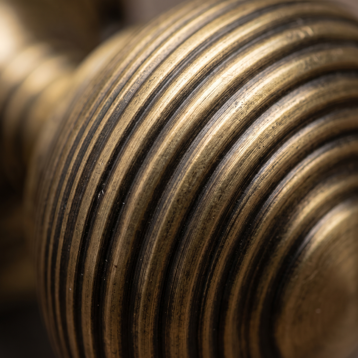 Antique Brass Reeded Rim Door Knobs 53mm