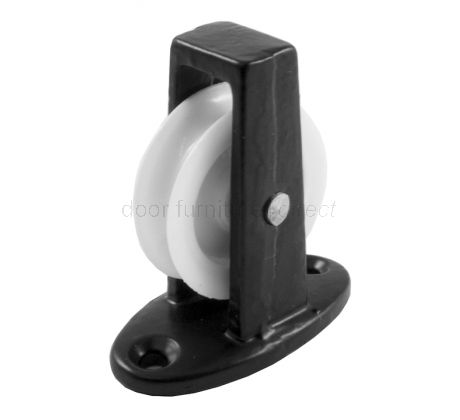 1.5in Across Plate Single Upright Pulley Black