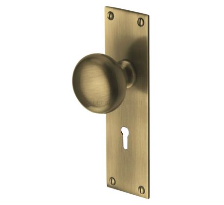 Heritage Balmoral Antique Brass Knob on Lock Plate