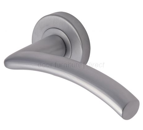 Centaur Satin Chrome Curved Oval Lever on Round Rose