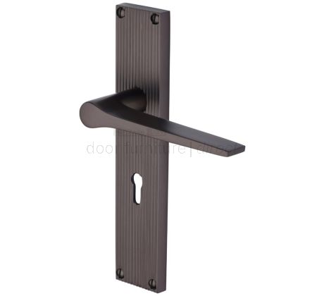 Gio Reeded Matt Bronze Keyhole Door Handles RR4700