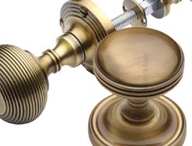 Heritage Antique Brass Mortice & Rim Knobs