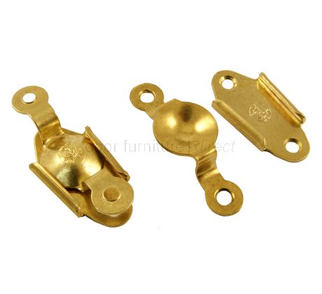 Mirror Movement in Pairs