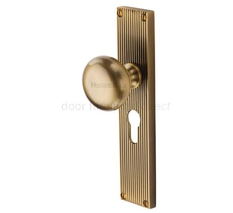 Antique Brass Victoria Mortice Knob on Reeded Euro Plate V9248-AT