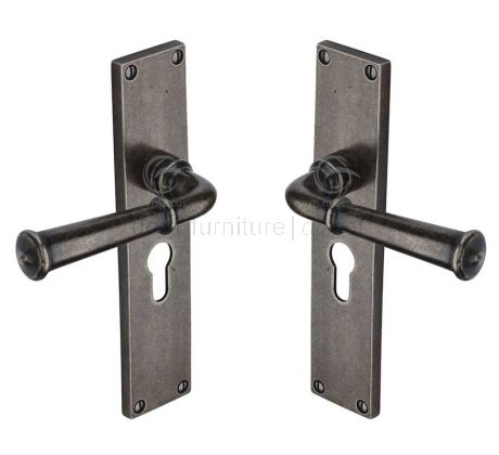 Rustic Pewter Ashfield Door Handles